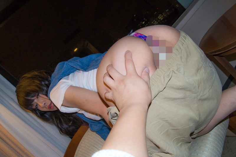 若い女じゃダメなんだよ！！ 美しく歳を重ねた美熟女の色っぽく乱れる姿 密着濃厚中出しSEX 厳選12人4時間