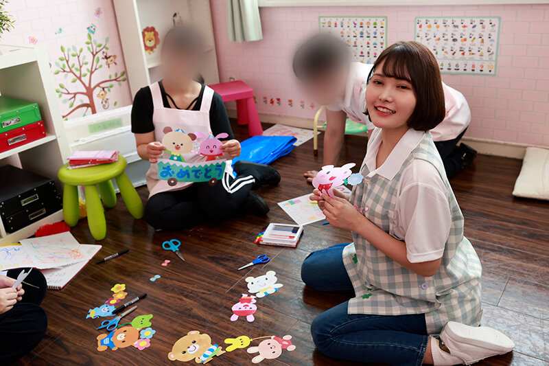 【職場でヤレる女】 保育士の後輩は笑顔でイチャフェラしてくるスケベな女 つかさ 23歳 藤野つかさ藤野つかさ