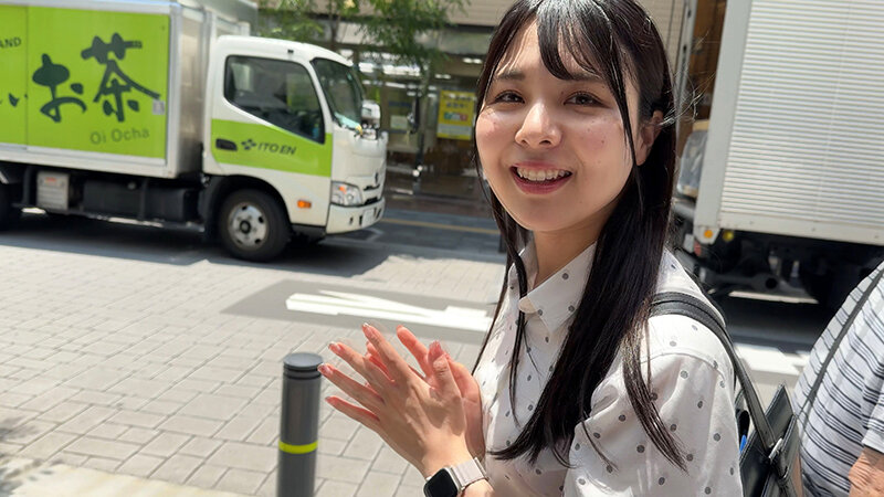 【あざとい後輩推しアカウント】 常に笑顔のあざと系女子 後輩OLのSEX動画公開します 生田優梨生田優梨