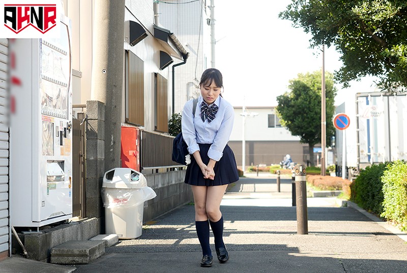 野ションを目撃されてプリプリお尻を大公開したままハメられた女子校生佳苗るか・あおいれな・北川ゆず