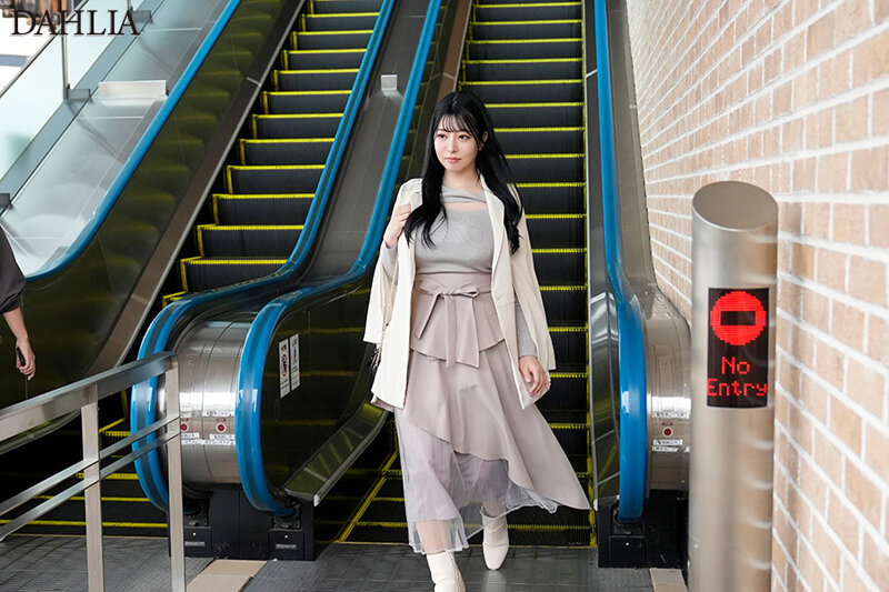 「泊まり出張と嘘ついて…」会社のIカップ巨乳後輩と初めてのハメ撮り温泉不倫デート 朝海汐朝海汐