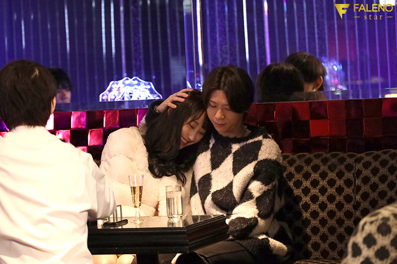 「こんなはずじゃなかったのに…」ホストにハマった元優等生が歌舞伎町に沈むまで 山下紗和山下紗和