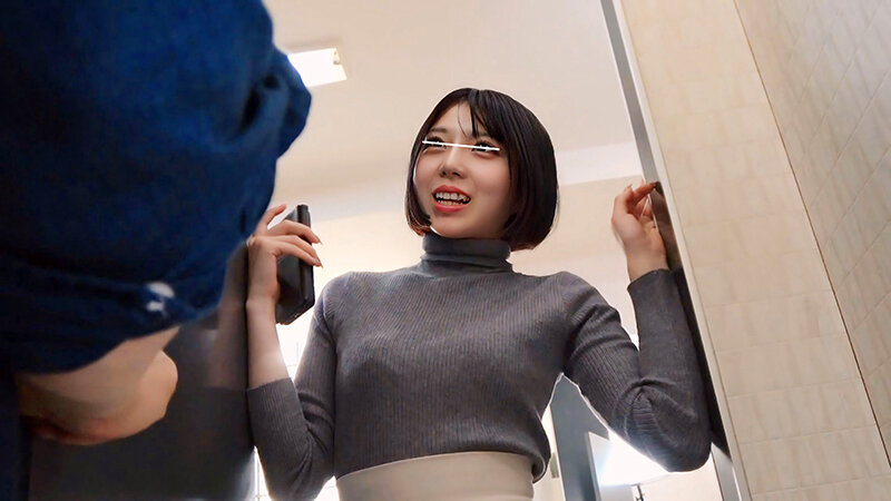 公衆便所のエロい落書きに電話をしたら隣の個室から通知音が鳴って…まさかの痴女登場！？されるがまま！喰いしゃぶられ最後は生ハメ搾精！！！【配信限定Vol.01】