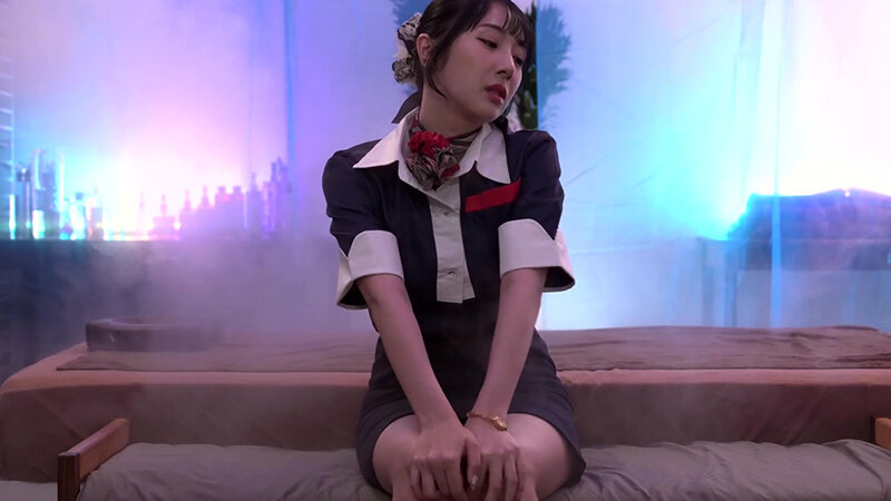 催淫ミストの絶頂リラク効果でエロス覚醒！フットリラクゼーションCAテカテカ黒タイツエステ 国際線CAゆいか編