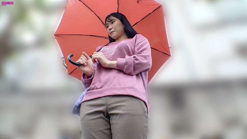 生活に困り自宅でメンズエステを始めた近所のシングルマザーと中出しSEX ここさん（25歳）