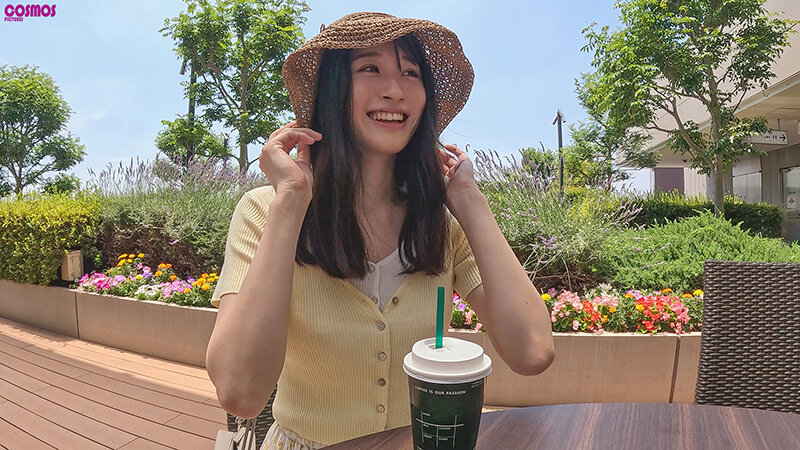 すっぴんがめちゃくちゃ可愛い人妻に大量顔射。 ふみのさん（27歳）