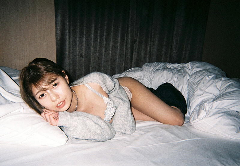 悩み相談くらいの関係だった同じ部署の子持ちシングルマザー渋谷なつに朝イチから誘われて…寂しさを埋めるようにラブホ不倫で何度も中出しと精飲をした渋谷なつ