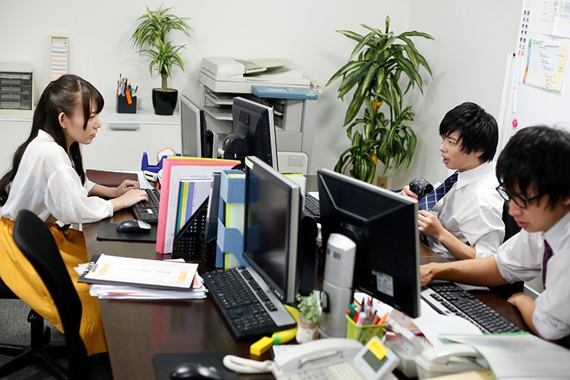 素直になれない恋人たち 4th season小西まりえ・かなで自由・新村あかり