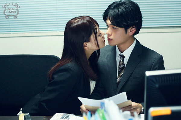 After work II シークレットオフィス浜崎真緒・神谷充希・東條有希