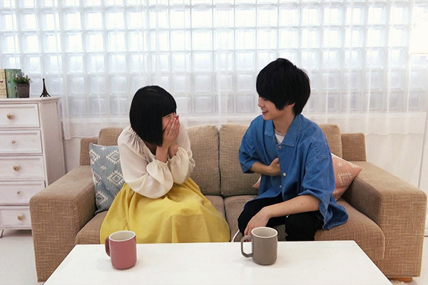 初々しい探り合いエッチ 松坂優利桃菜あこ（明海こう、小泉まり）