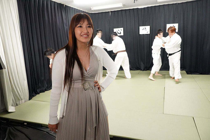 ギャルママ柔道家 県大会優勝の実力で負けたらレ●プの5本試合に殴り込み！100キロ豚を一本背負いで投げ散らす！