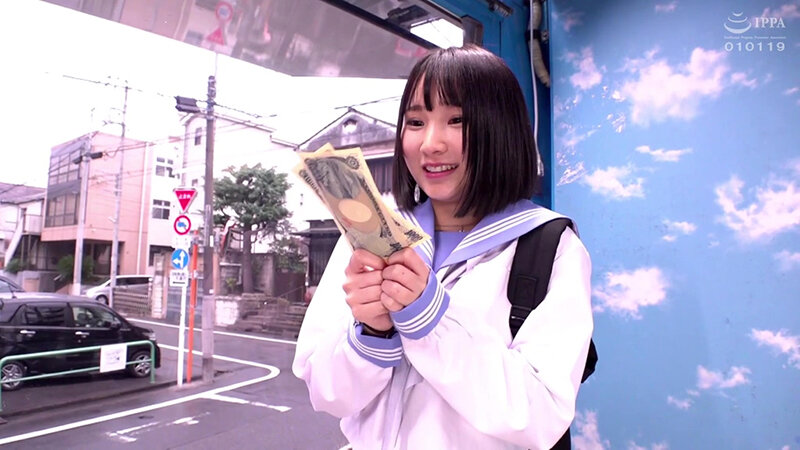 1cm1万円のギリギリディルドチャレンジ！先っちょだけのつもりが極太ディルドに性欲を刺激され思わず膣奥までズボっと挿入！そしておま○こを押し広げられる人生初の快感に発情腰ふり潮！潮！～マジックミラー号撮って出し！～