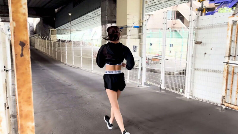 【イイ女が過ぎる！！ランニング女子と即ホテイン！！】【締まっているのに乳デカ美脚お姉さん！！】【鍛えた肢体でスタミナSEXで連続搾精3中出し！！】極エロ美麗な巨乳お姉さんとスポーティど淫乱SEX！！ 都月るいさ都月るいさ