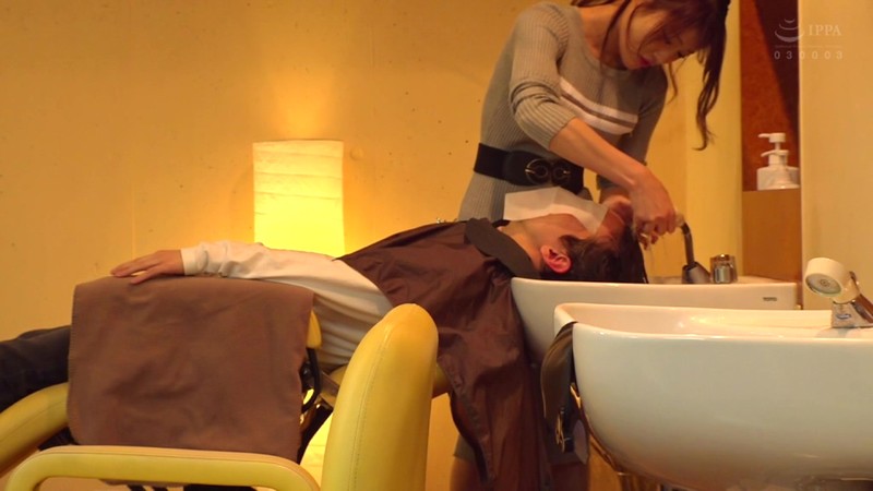 誘惑美容室 七瀬ひな七海ひな（七瀬ひな）