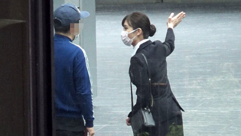 スチュワーデスin…（脅迫スイートルーム） 及川うみ及川うみ