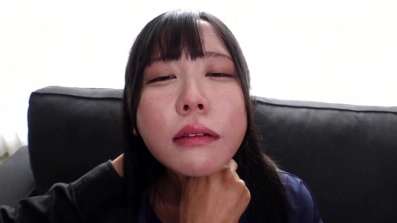 微笑む口便器 池内遥池内遥