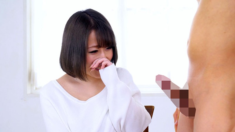 僕のセンズリ見て下さい！勃起ち○ぽを見つめるエロい視線とスケベな表情！