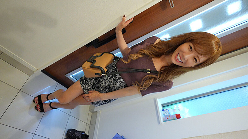 えっ！！こんな場所で！？ 素人娘のドキドキこっそりフェラチオ 3