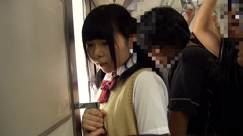 満員電車女子校生ぶっかけ痴●