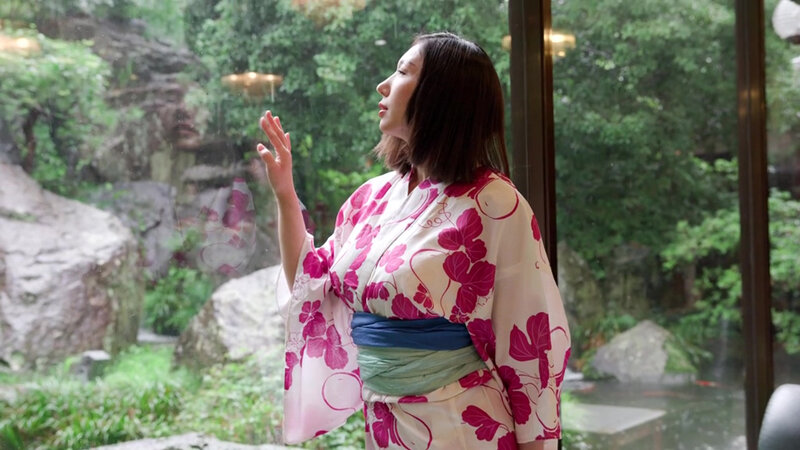 中村麻友子 エロティック温泉III中村麻友子