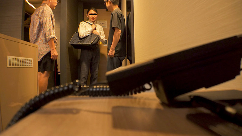 制服女装少女 ～好きだった女のコになりたい男のコ ななこ