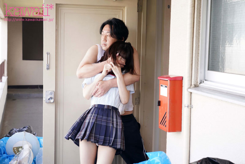 隣人のゴミ部屋で異臭中年おやじに抜かずの連撃中出し51発で孕まされた制服女子の末路… 倉本すみれ倉本すみれ