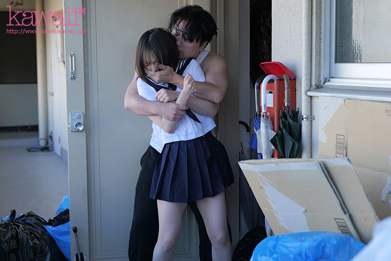 隣人のゴミ部屋で異臭中年おやじに抜かずの連撃中出し42発で孕まされた制服女子の末路… 西元めいさ西元めいさ