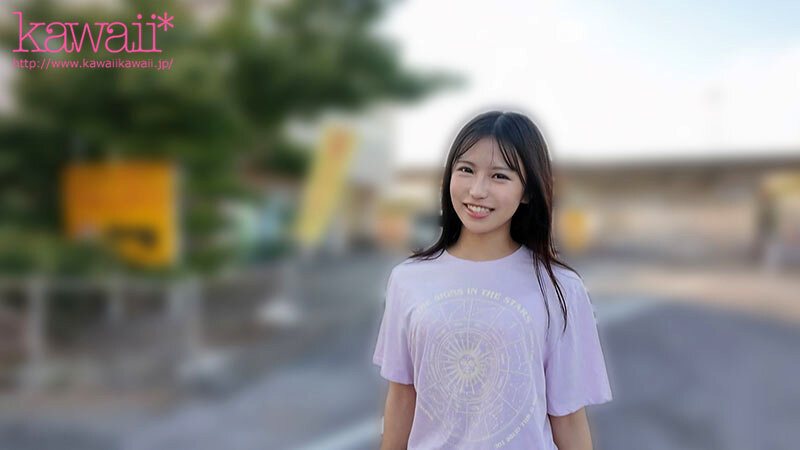 生まれ育ったこの街で初めての生中出し。自分の家で、彼氏との想い出のラブホでゴム無しSEXして私の子宮にたくさん精子入れてもらったよ。 石原青石原青