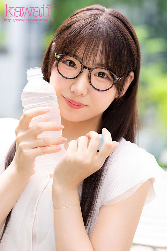 努力しまくってようやく内定を勝ち取った ‘不憫かわいい’新卒女子アナ（予定）が、衝撃のAVデビュー出演…なんで！？ 水川菜月水川菜月