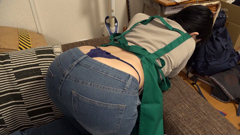 家政婦のピタパン尻が俺を発情させる～生中出し性交～8時間14分白桃はな・北野未奈・波多野結衣