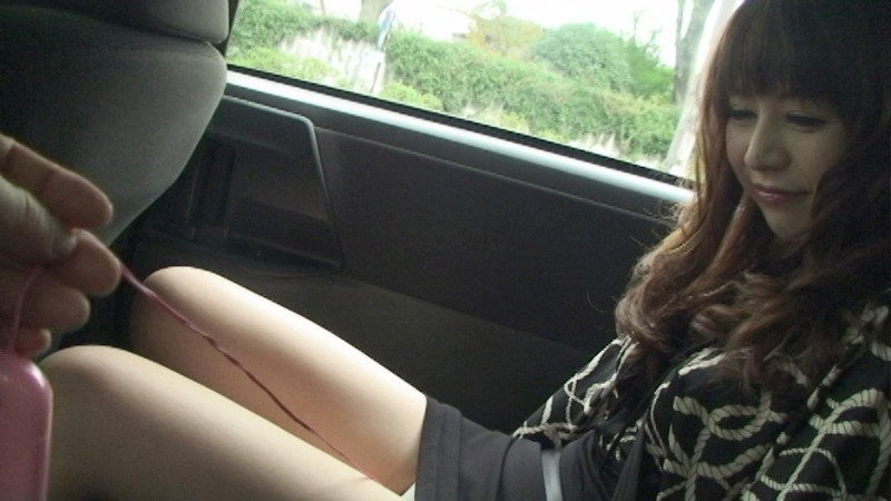 デビューから真性生中出し！ 東欧ハーフ本物セレブの箱入り娘が美熟女・村上涼子と初レズ快楽アクメ＆濃厚ハード交尾膣内5射精 セレブの友専属熟女優AVデビュー 水谷シェリー村上涼子（中村りかこ、黒木菜穂）・水谷シェリー