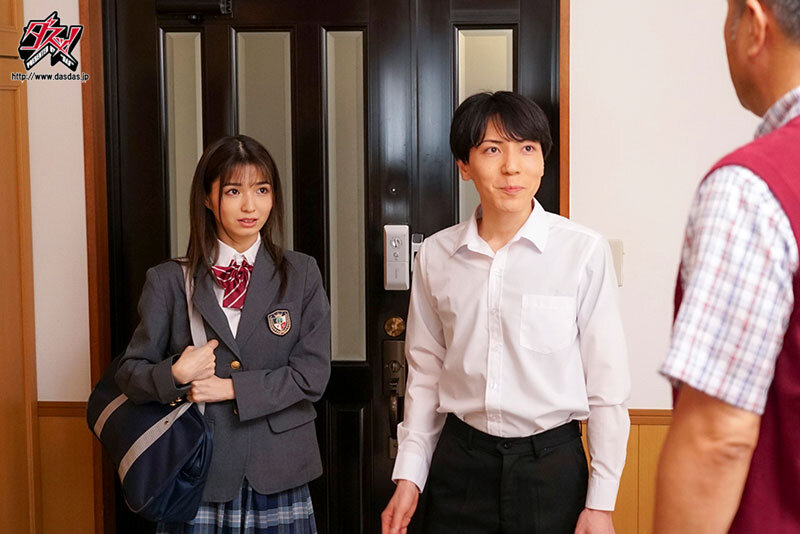 華奢スレンダー美少女な彼女が俺の親父に寝取られ種付けプレスされていた。 倉本すみれ倉本すみれ