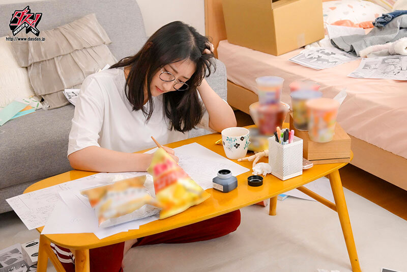 「お願い！チ○ポ見せて！」新刊のために美白ふわとろ巨乳で僕をフル勃起させてくる隣のエロ同人作家お姉さん。 雪代一鳳雪代一鳳