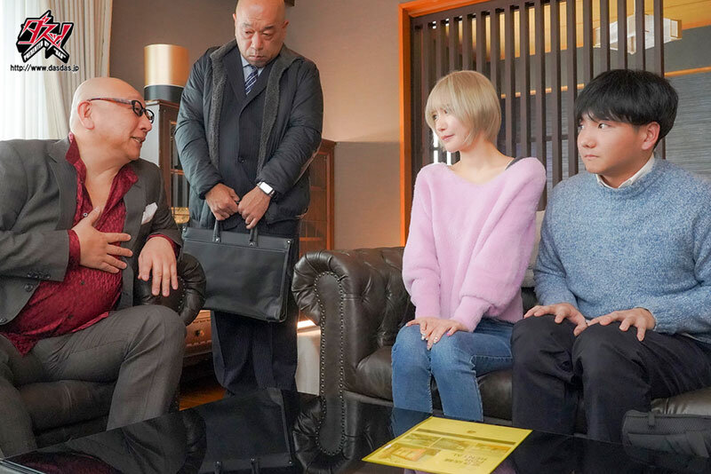 一緒に上京してきた可愛い彼女は俺のために絶倫権力おじさんに種付けセックスされていた。 百永さりな百永さりな