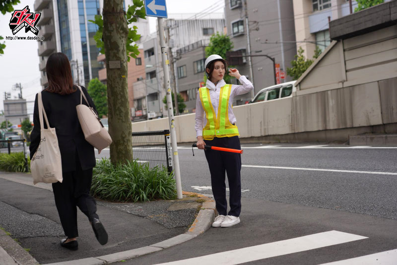 数十年前に孕ませた女達とその娘達に会いに来ました。美人母娘、イタダキマス。480分久留木玲・舞原聖・蓮見天