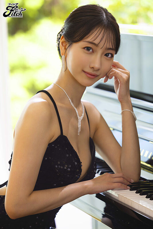世界が注目した美しき天才ピアニスト 早瀬すみれAVデビュー早瀬すみれ