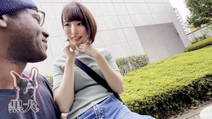 黒人メガチ○ポが気になったウブな素人娘が黒人の自宅に来てしまったらデカマラにハマってしまって悶絶しまくり…