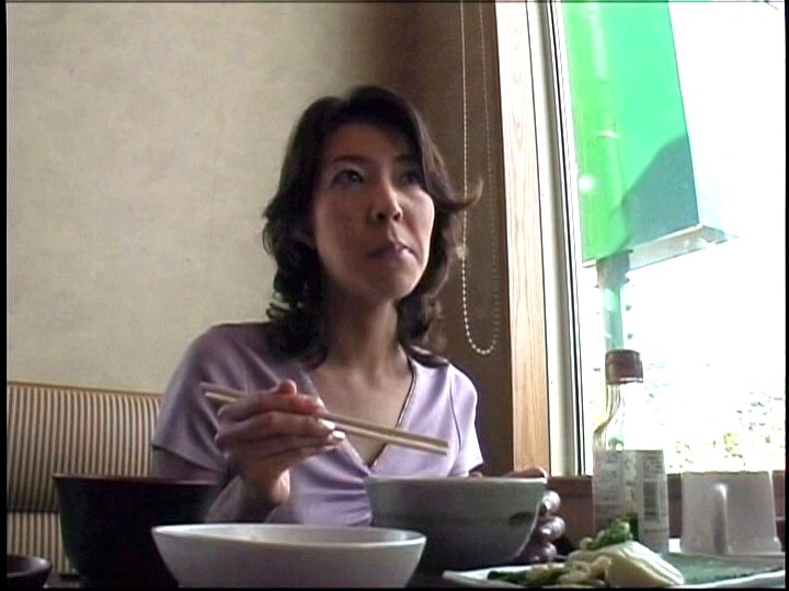 脱糞美熟女のキ●ガイ性欲