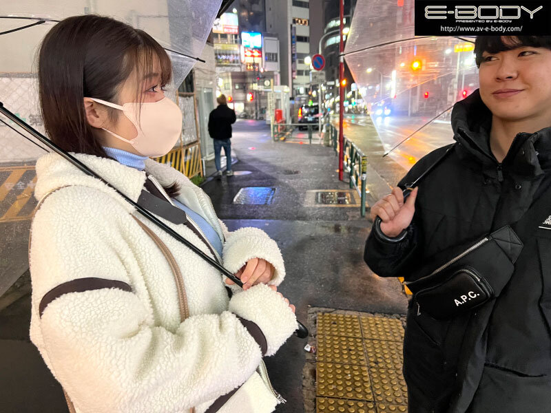 誇張抜きの神乳 奇跡のおっぱいを持つ素人女子大生が顔出しNGを条件にAVデビューするまでの3ヶ月ドキュメント 羽月乃蒼羽月乃蒼