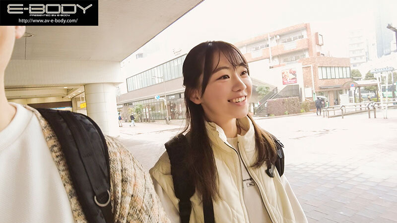 初めて出来た彼女を脱がしたら… 着衣から想像できない物凄い色白スリム美巨乳 大興奮の僕は性欲尽きるまでハメまくった 天美しおり天美しおり