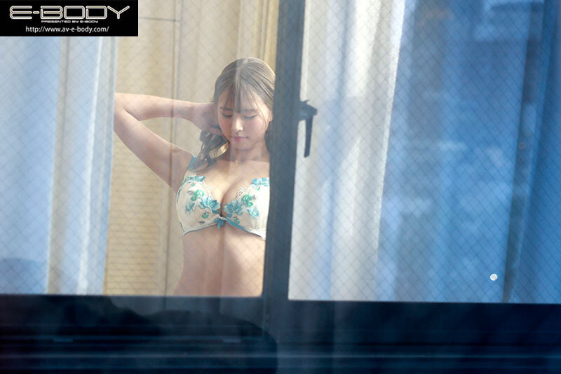 上京したばかりの僕が心も身体も沼った向かい部屋で毎日別の男とハメてるヤリマン巨乳ギャルとの一方通行な恋 清宮仁愛清宮仁愛