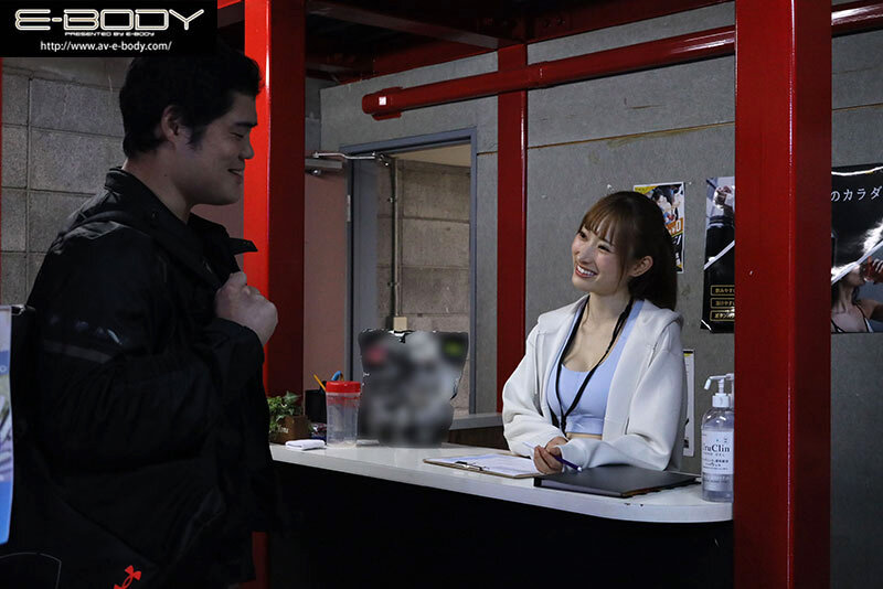 遠征先相部屋NTR 鍛え抜かれた美ボディパーソナルトレーナー嫌々不同意性交のはずが肉弾FUCKに溺れ無限昇天 弥みいさ弥みいさ