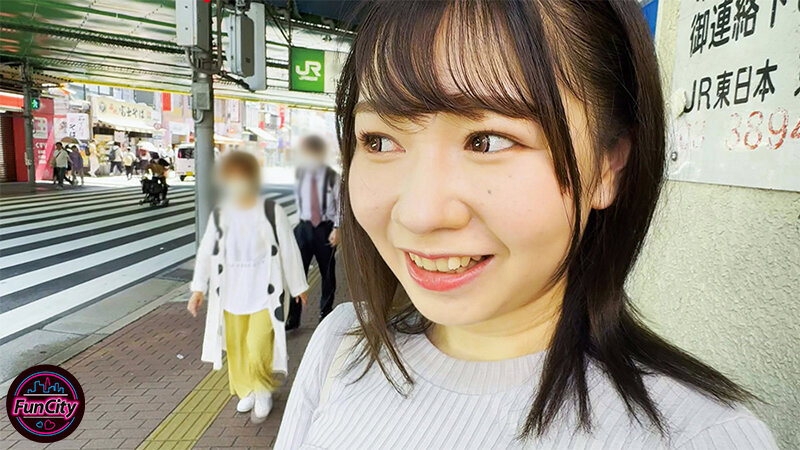 パイ活！！オイルぬるぬる天然おっぱい温泉デート 小坂ひまり（20歳）小坂ひまり