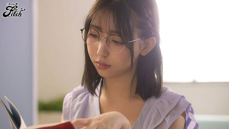 隠れ肉食系の文学女子に淫語を囁かれねっとり甘責めされて食べられる。 卯佐美りん卯佐美りん