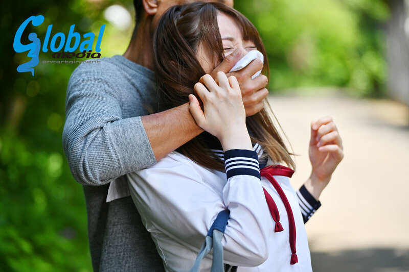 蔵の中で緊縛調教される女子校生 田舎町で起きた衝撃の誘拐拉致監禁事件。ボロクソに犯●れ肉便器にされた美少女 中城葵中城葵