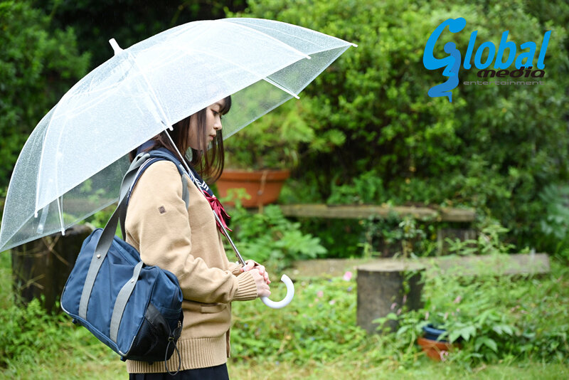 蔵の中で緊縛調教される女子校生 母を亡くして変貌した義父に縄調教される日々。痛みと苦しみに快楽を感じ始めた無垢な身体 菜月ひかる菜月ひかる