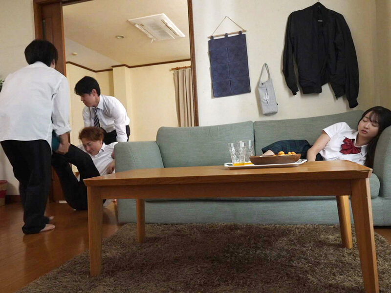 「夢の中でも俺達のこと馬鹿にしてるんだろ！！」クソ生意気な弟の彼女をわからせ眠姦レ×プ 望月つぼみ望月つぼみ