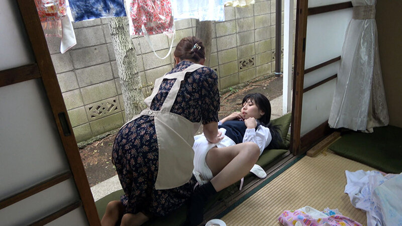 おねしょ少女と育て直しの縁側 奥菜みさき奥菜みさき