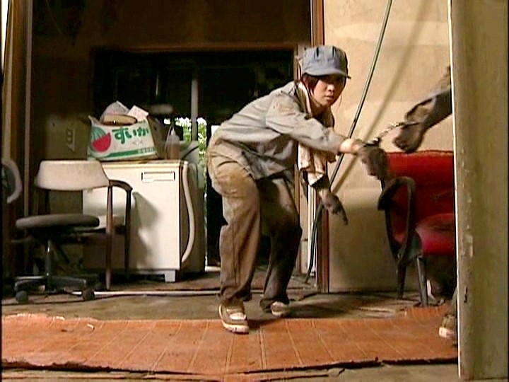 男に飢えた女たちの群れ 脱走女囚川上ゆう（森野雫）・真島みゆき・三田涼子