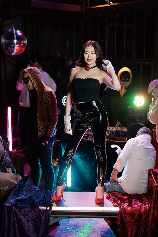 FUCK NIGHT PARTY 廃工場（秘）乱交パーティ 七原さゆ七原さゆ